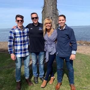 Meet your Posher, Darren